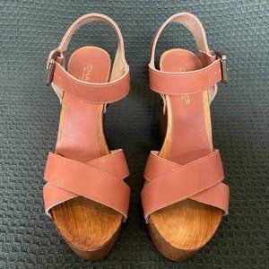 Charles By Charles David Munich Wood Platform Wedge Sandals Size 7